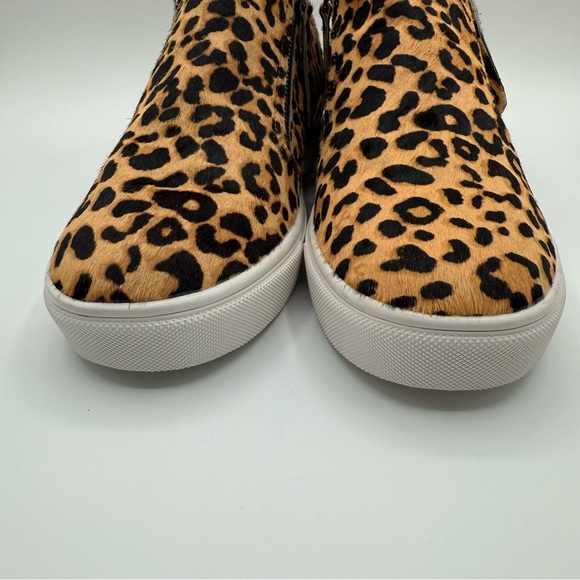 Steve MaddenWomen's Caliber Wedge Sneakers Leopard Print High-Top Sneakers SZ 10 - Picture 16 of 16